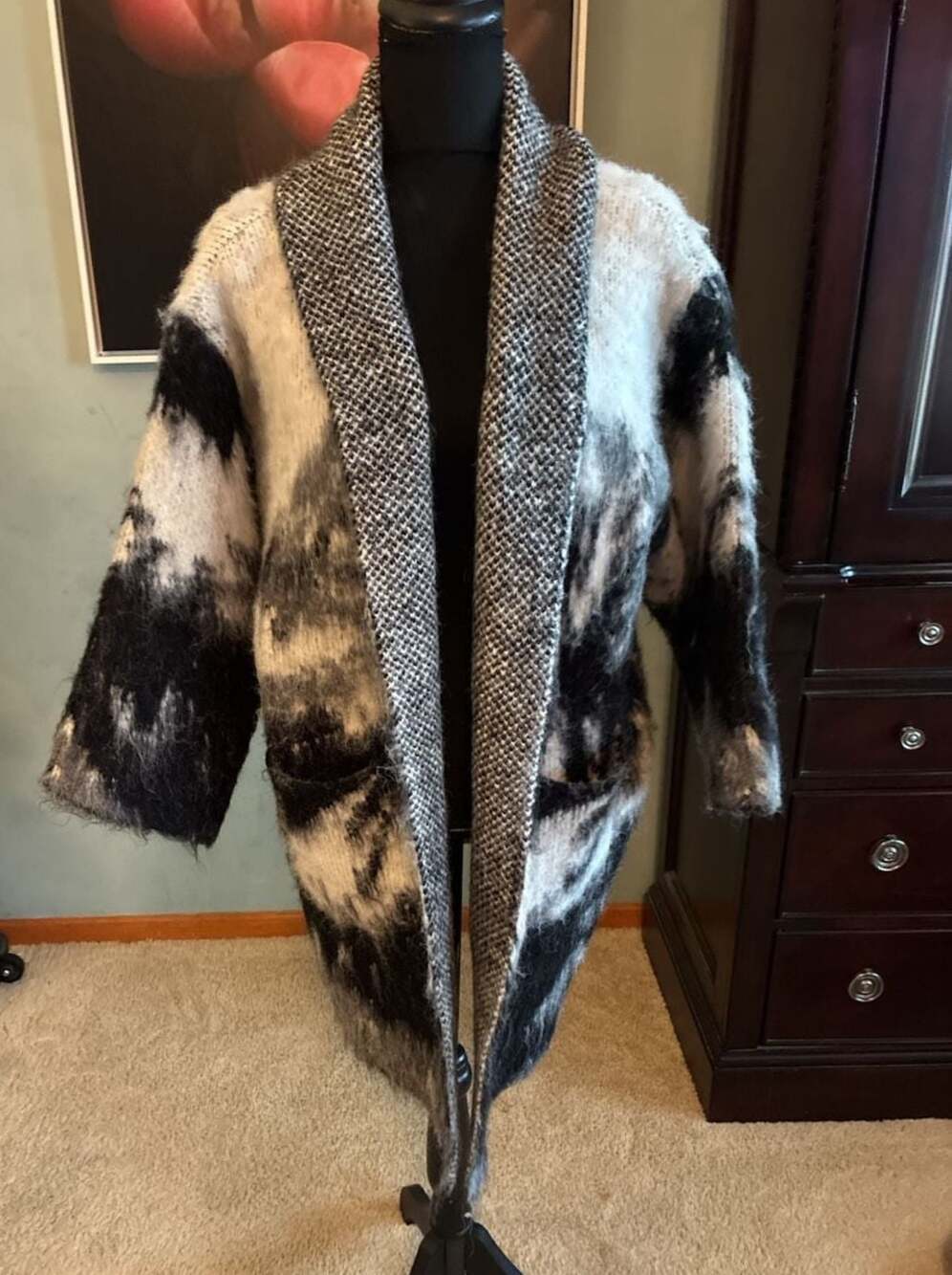 Zara Grey and Black Fuzzy Knit Sweater Sz M/L A669